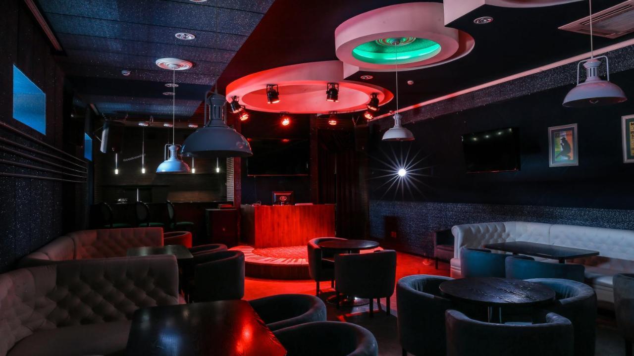 7 Boutique Hotel Ustʼ-Kamenogorsk Exterior foto